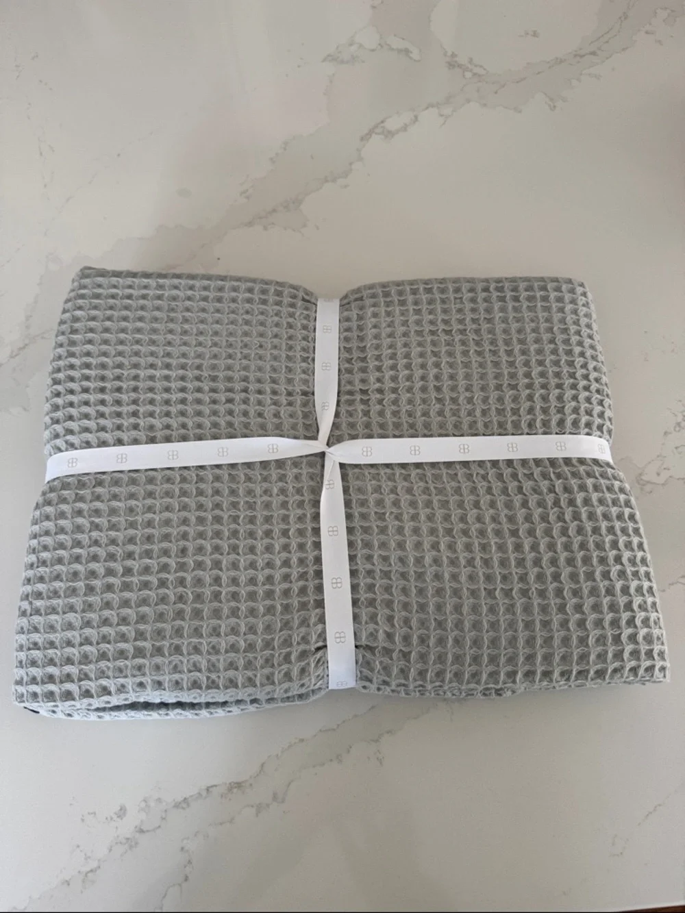 Boll & Branch Waffle Whipstitch throw blanket NWT - Picture 6 of 6